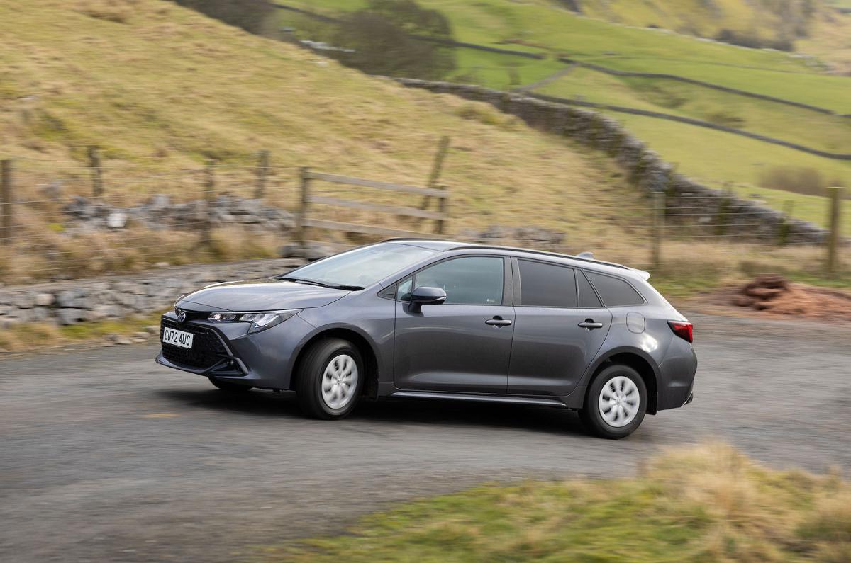 Toyota Corolla Commercial front cornering