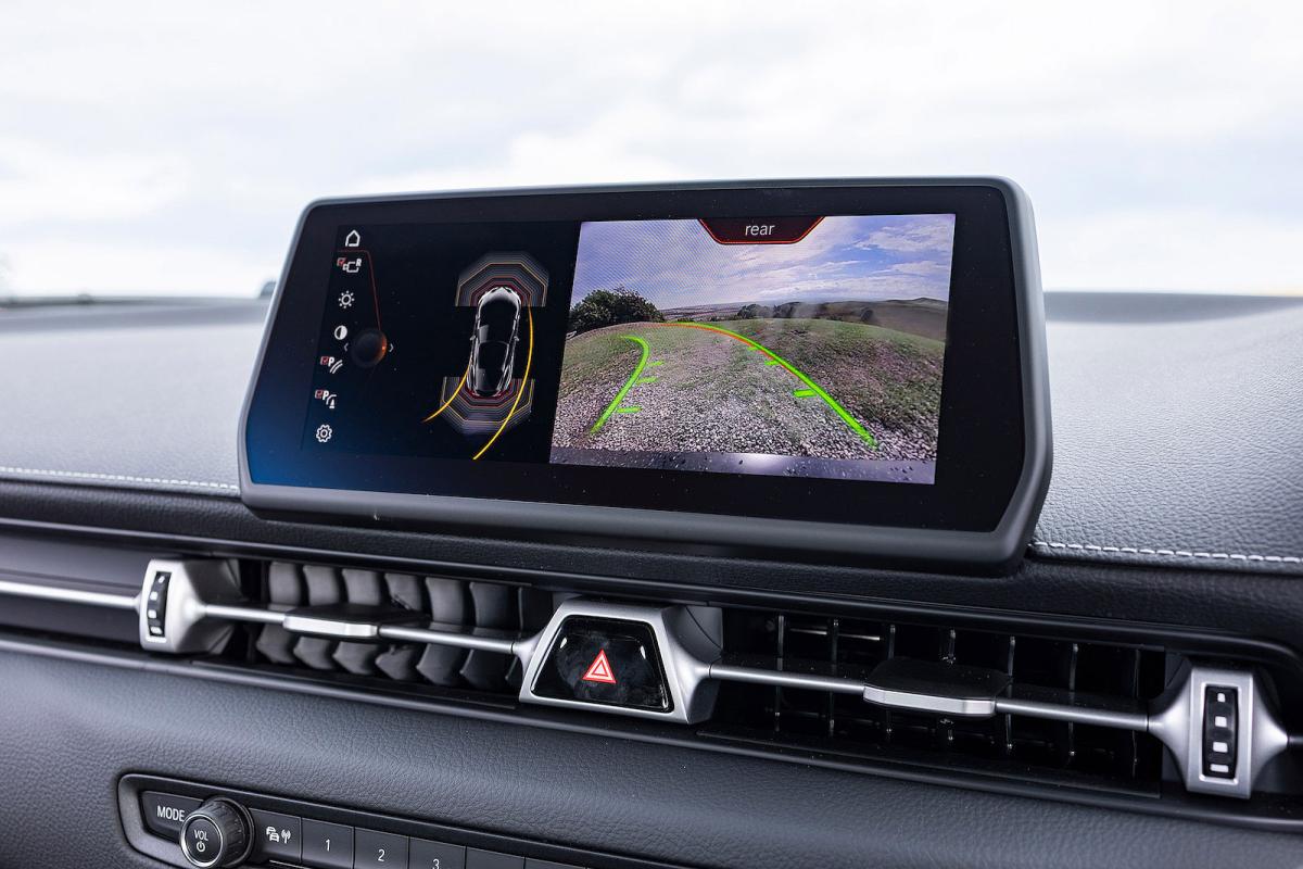 Toyota GR Supra 2022 interior infotainment