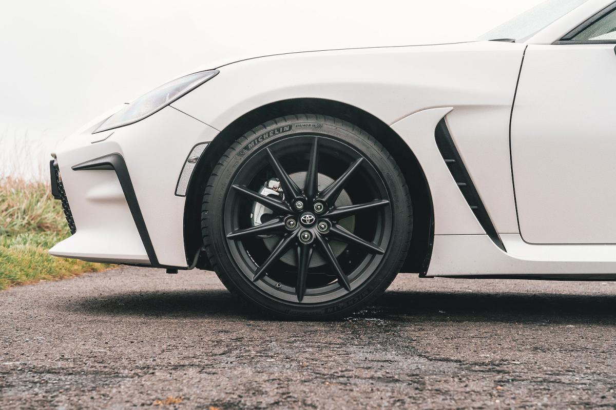 Toyota GR86 2022 alloy wheel detail