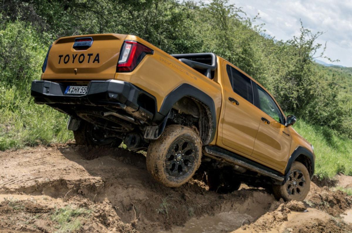 Toyota Hilux rear dynamic