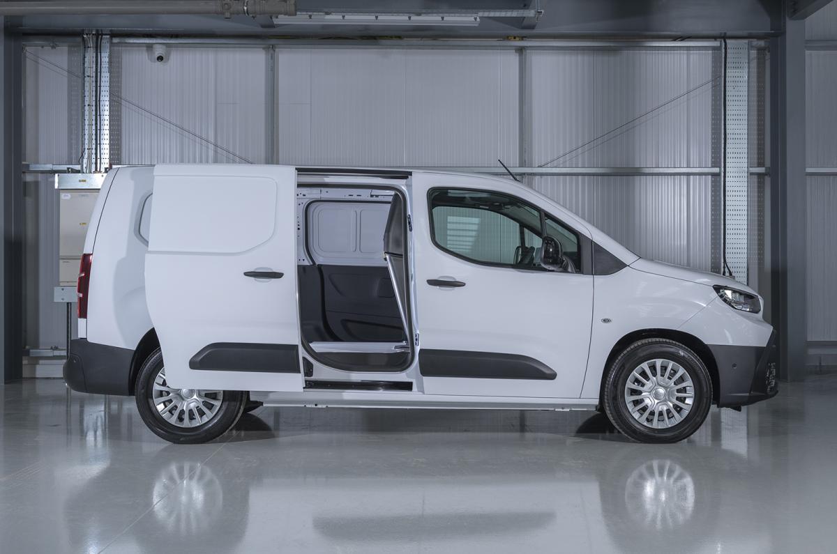 Toyota Proace City Electric side doors open