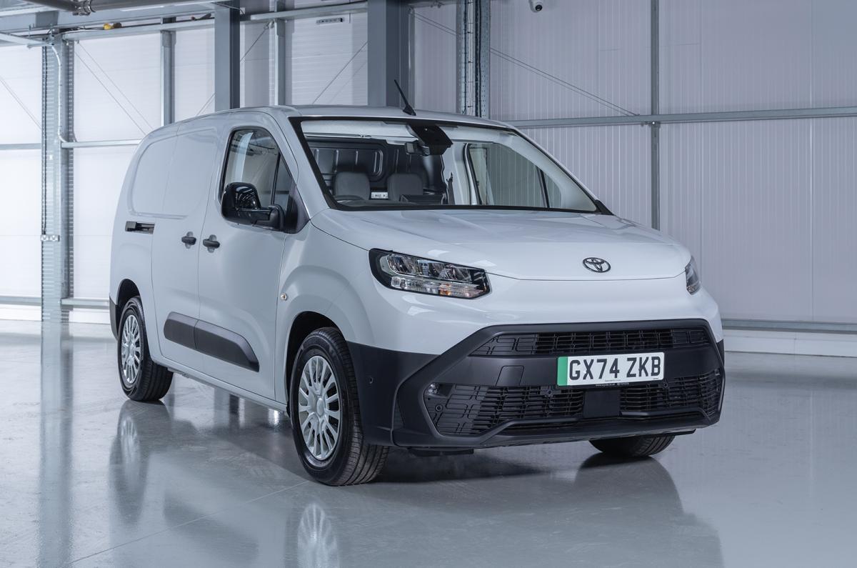Toyota Proace City Electric static front right