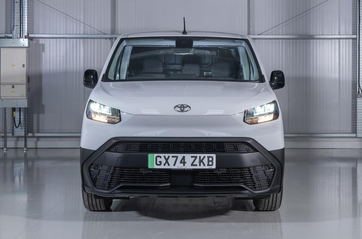 Toyota Proace City Electric static front
