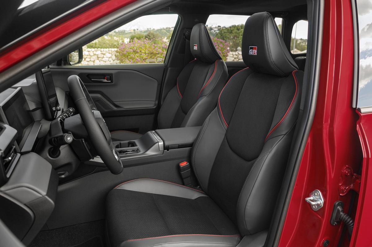 Toyota RAV4 front seats