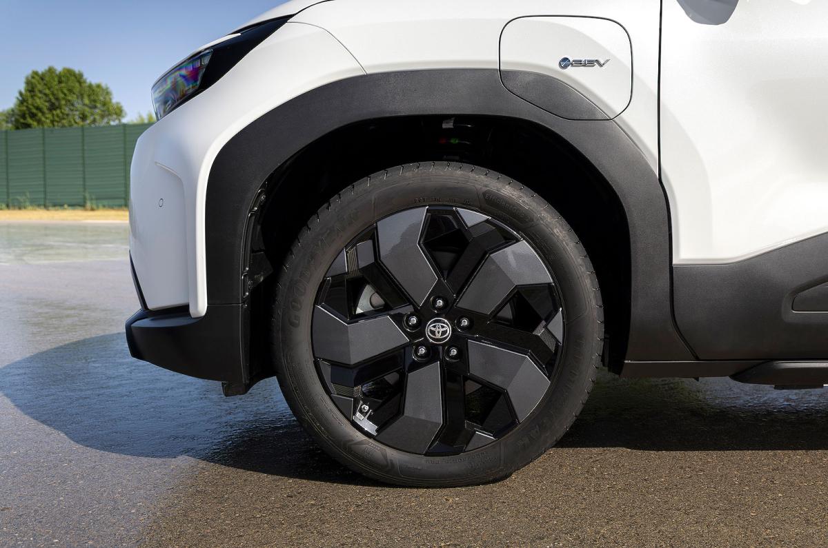 Toyota Urban Cruiser alloy wheel