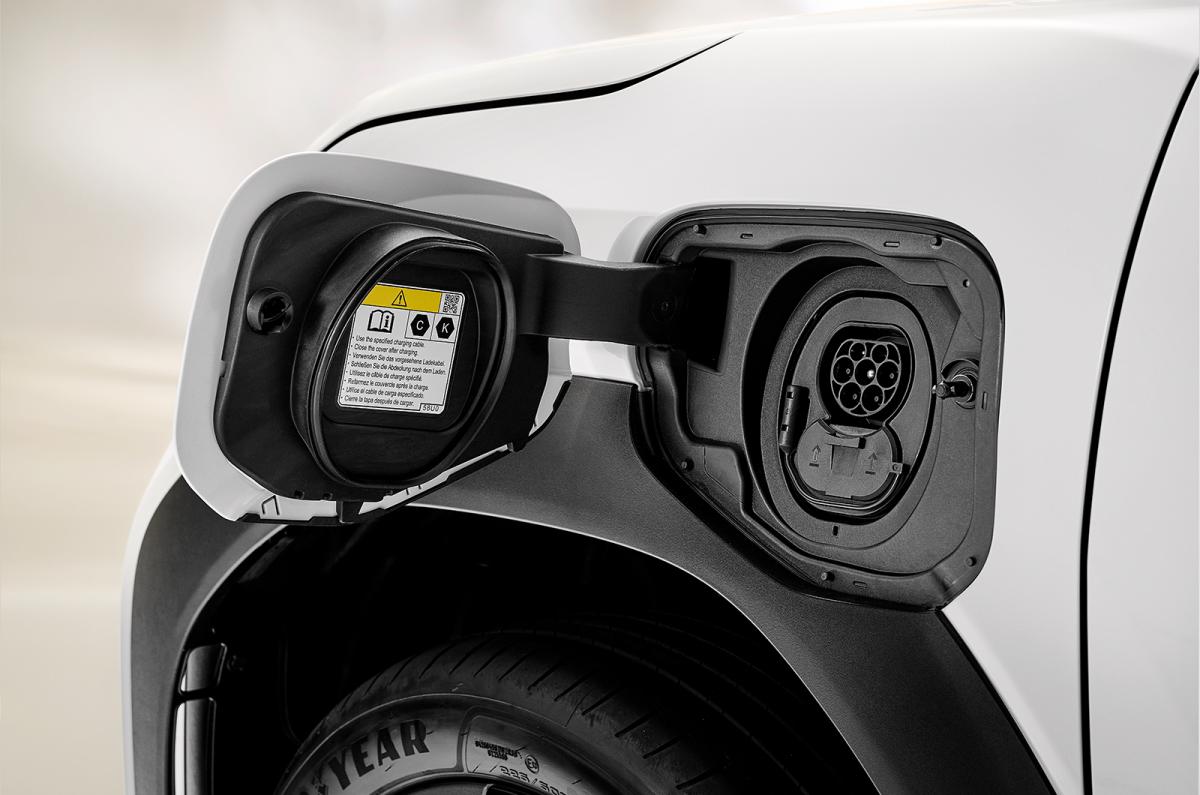 Toyota Urban Cruiser charger port