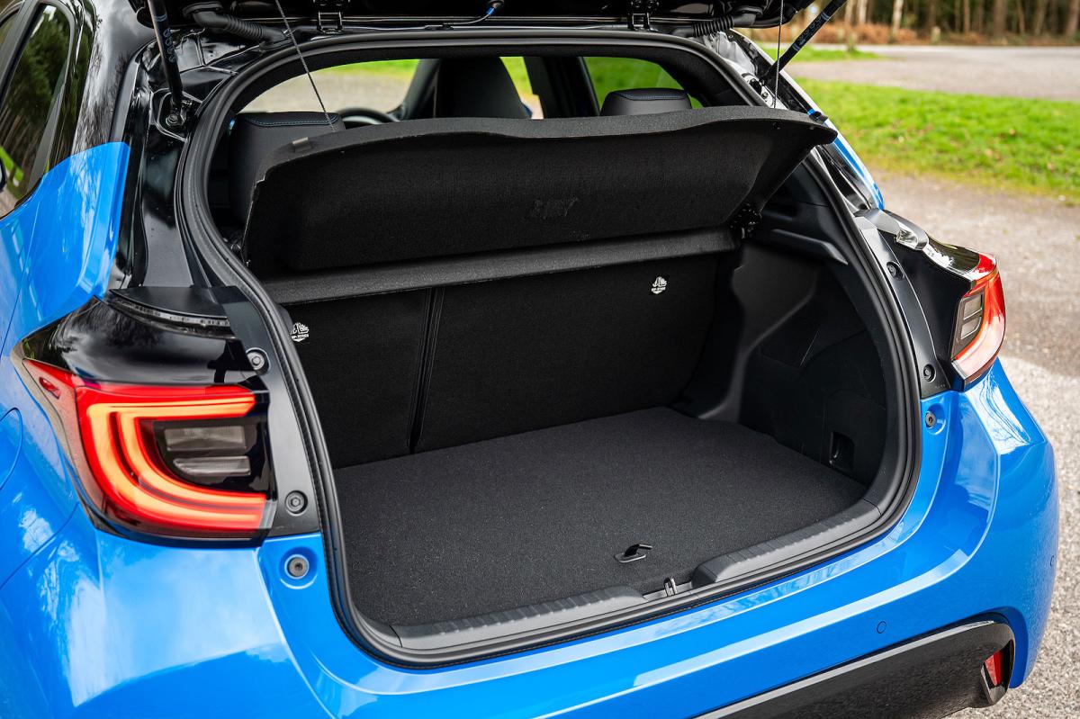 Toyota Yaris boot open