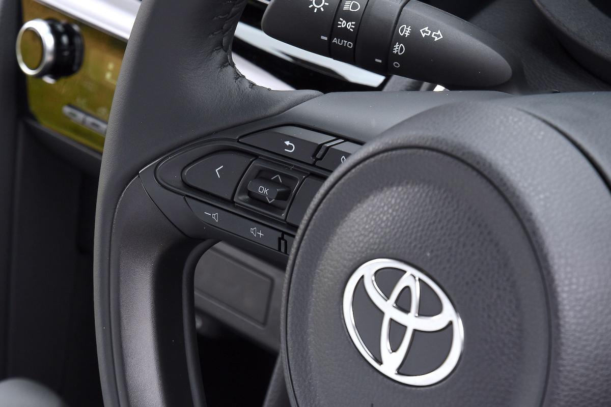 Toyota Yaris Cross steering wheel detail