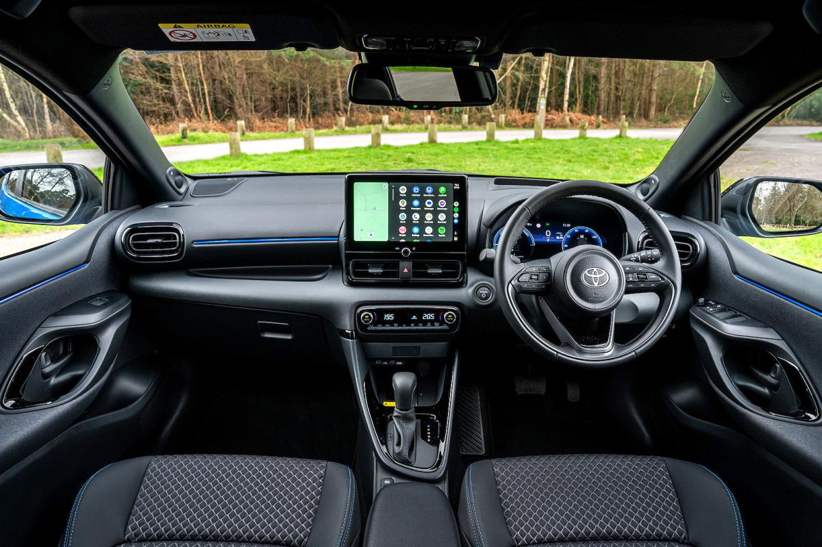 Toyota Yaris interior dashboard