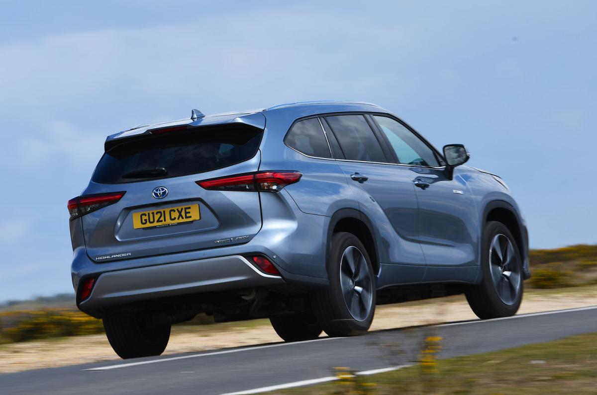 Toyota Highlander 2021 rear
