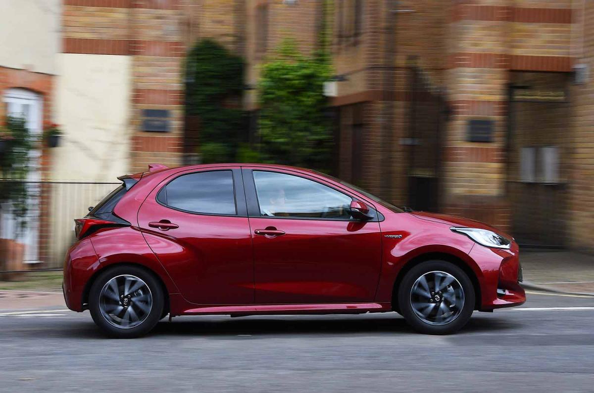 Used Toyota Yaris 2020-present side driving