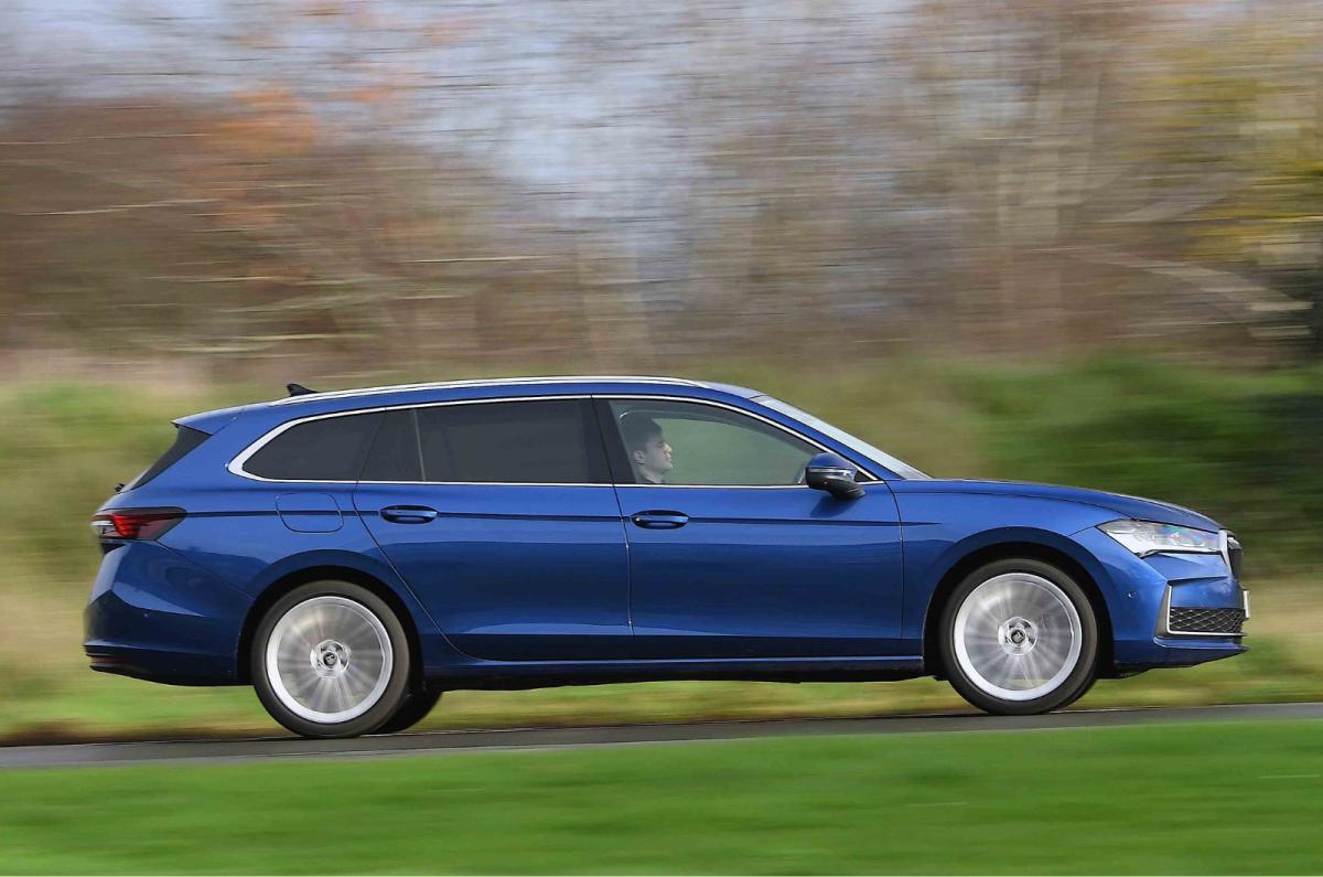 Skoda Superb Estate side profile driving