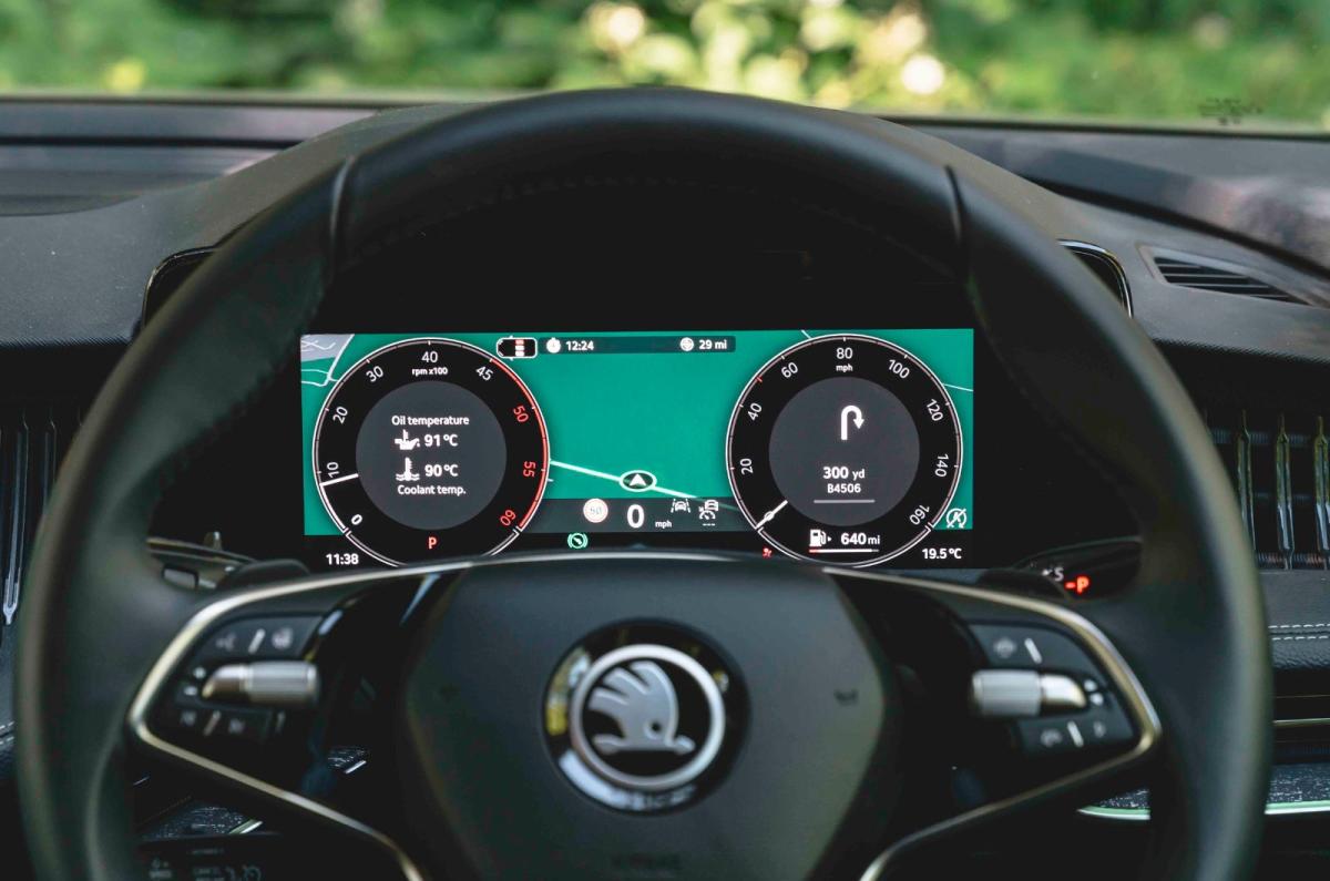 Skoda Superb Estate driver's display