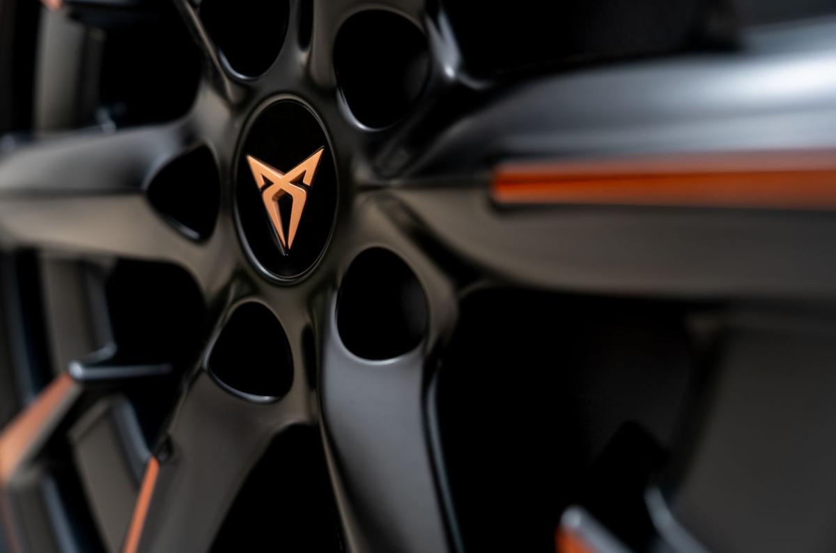 Cupra Born exterior details