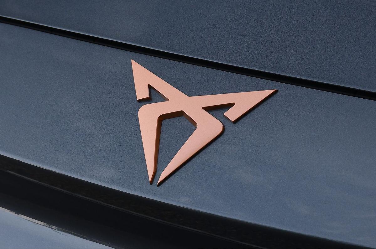 Cupra Leon exterior details