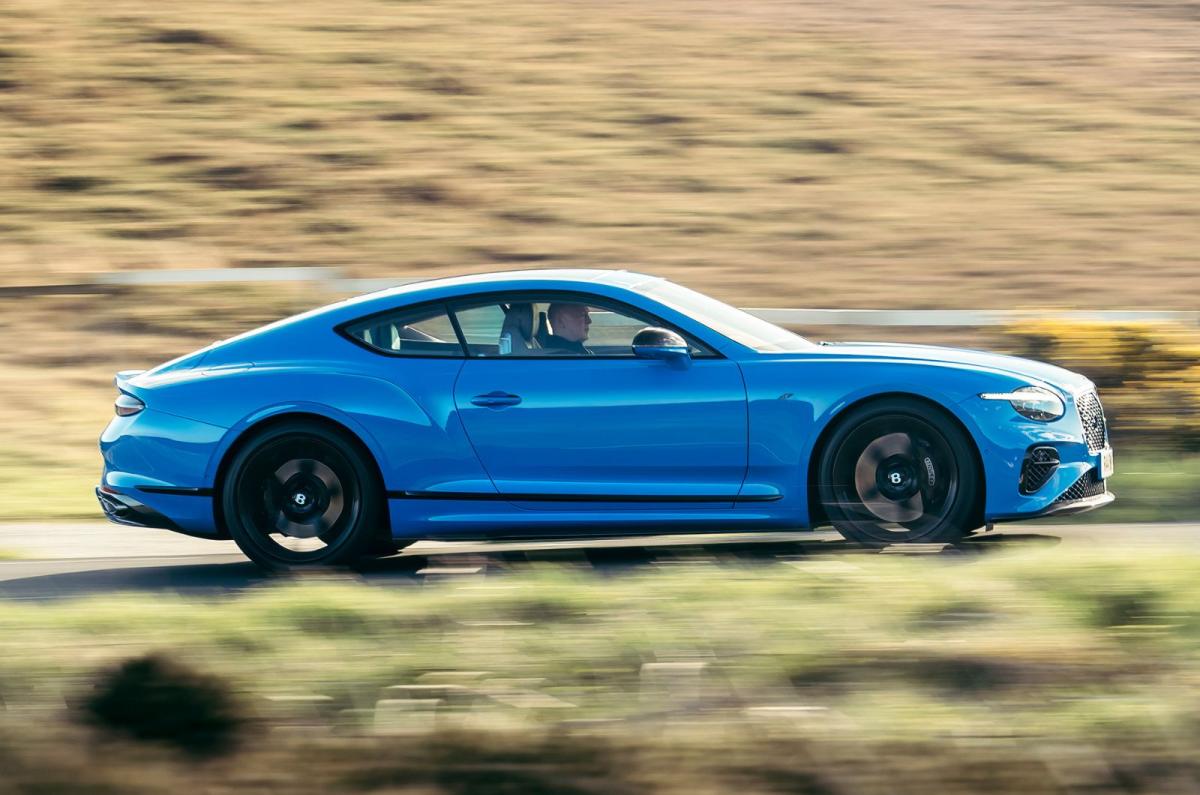 Bentley Continental GT side dynamic