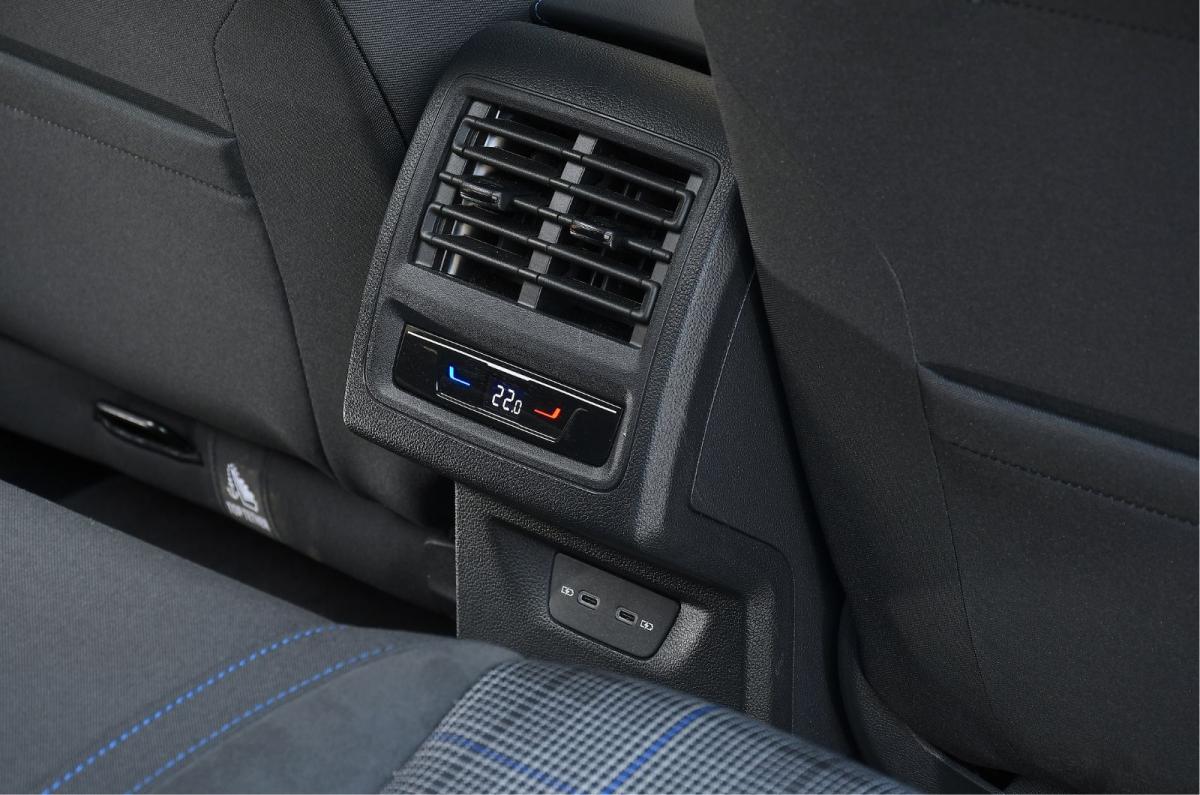 Golf GTE interior details