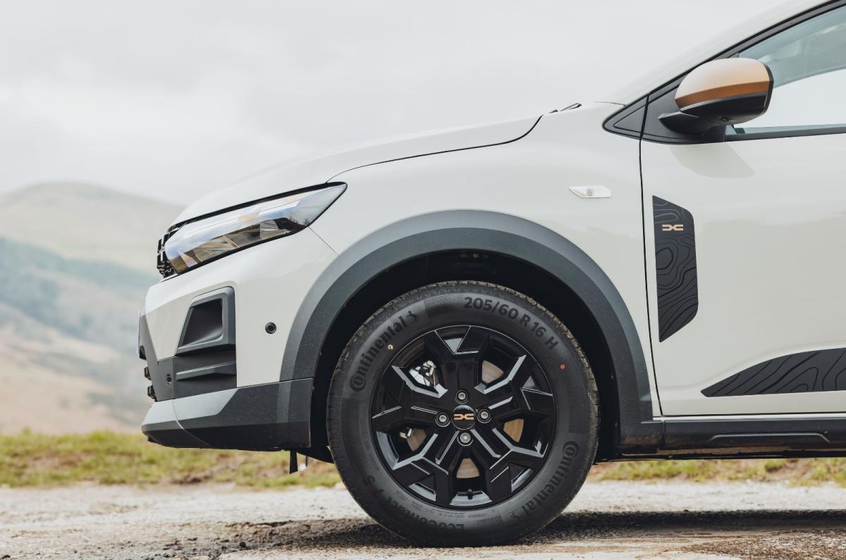 2026 Dacia Jogger exterior details 