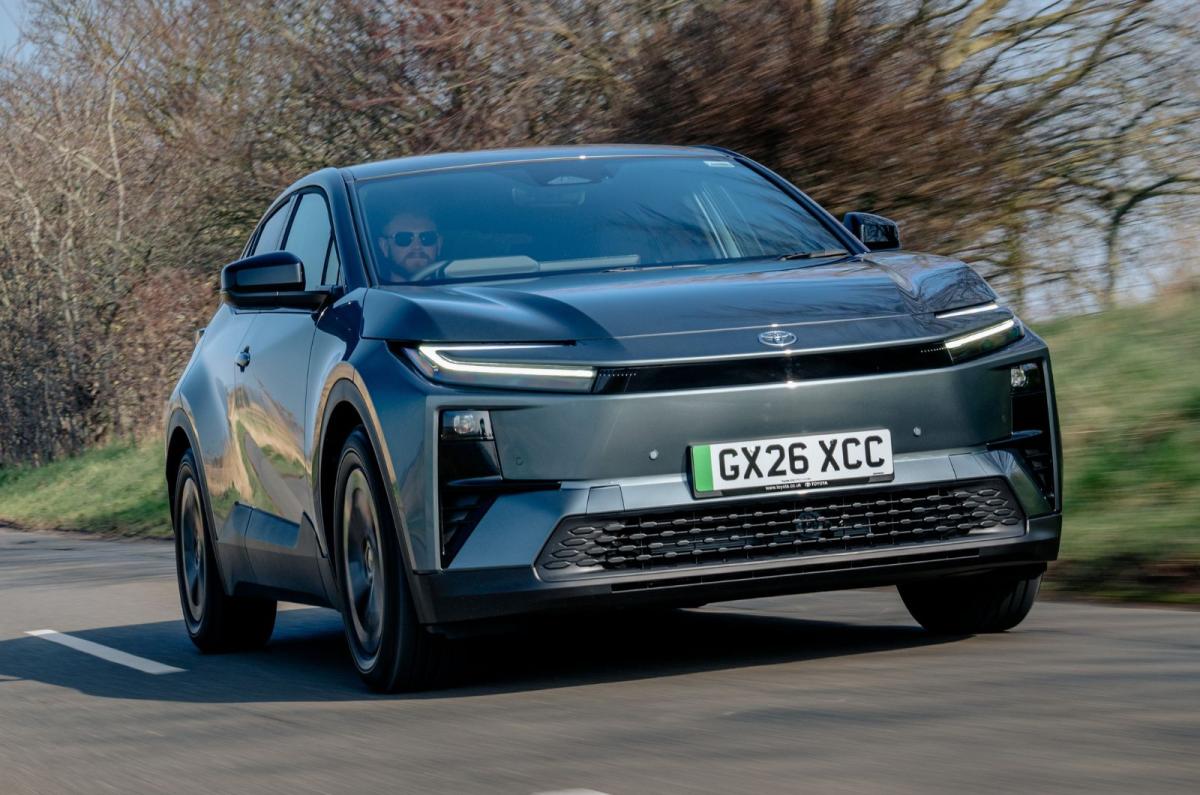 Toyota C-HR+ front dynamic