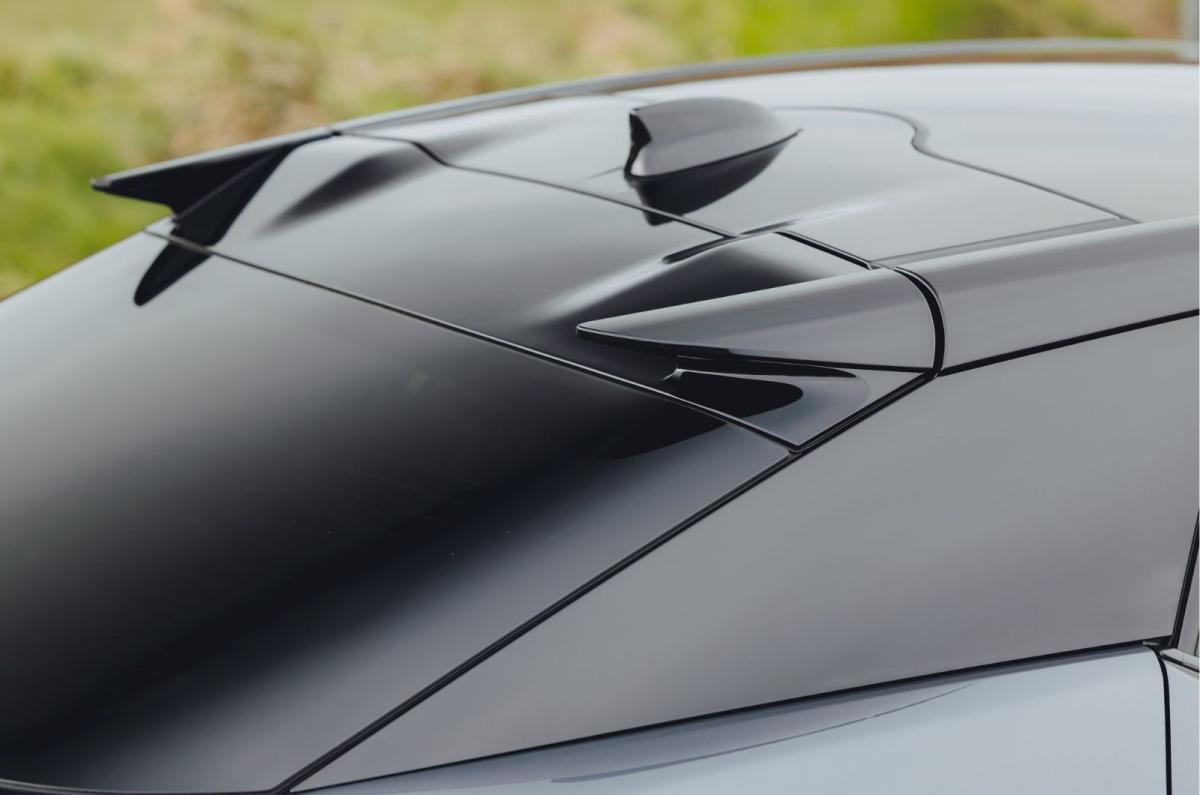 Lexus RZ exterior details