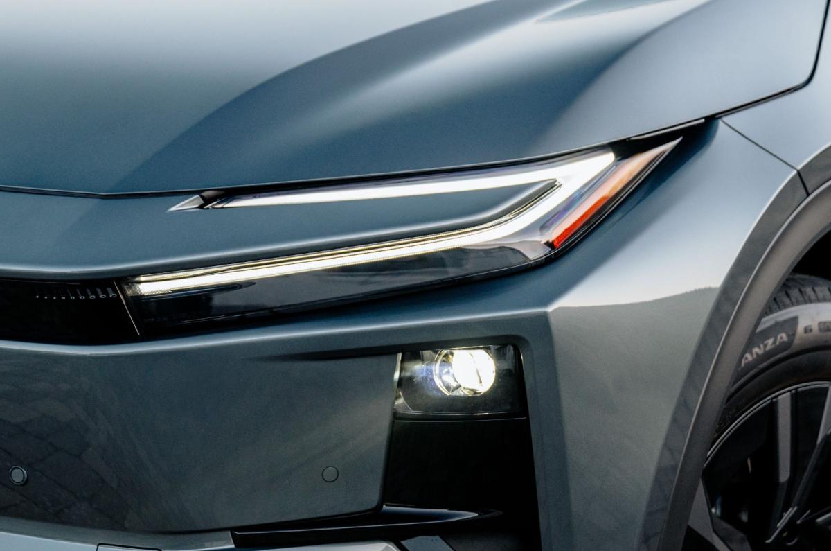 Toyota C-HR+ exterior details