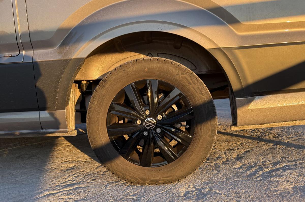 Volkswagen Grand California still details