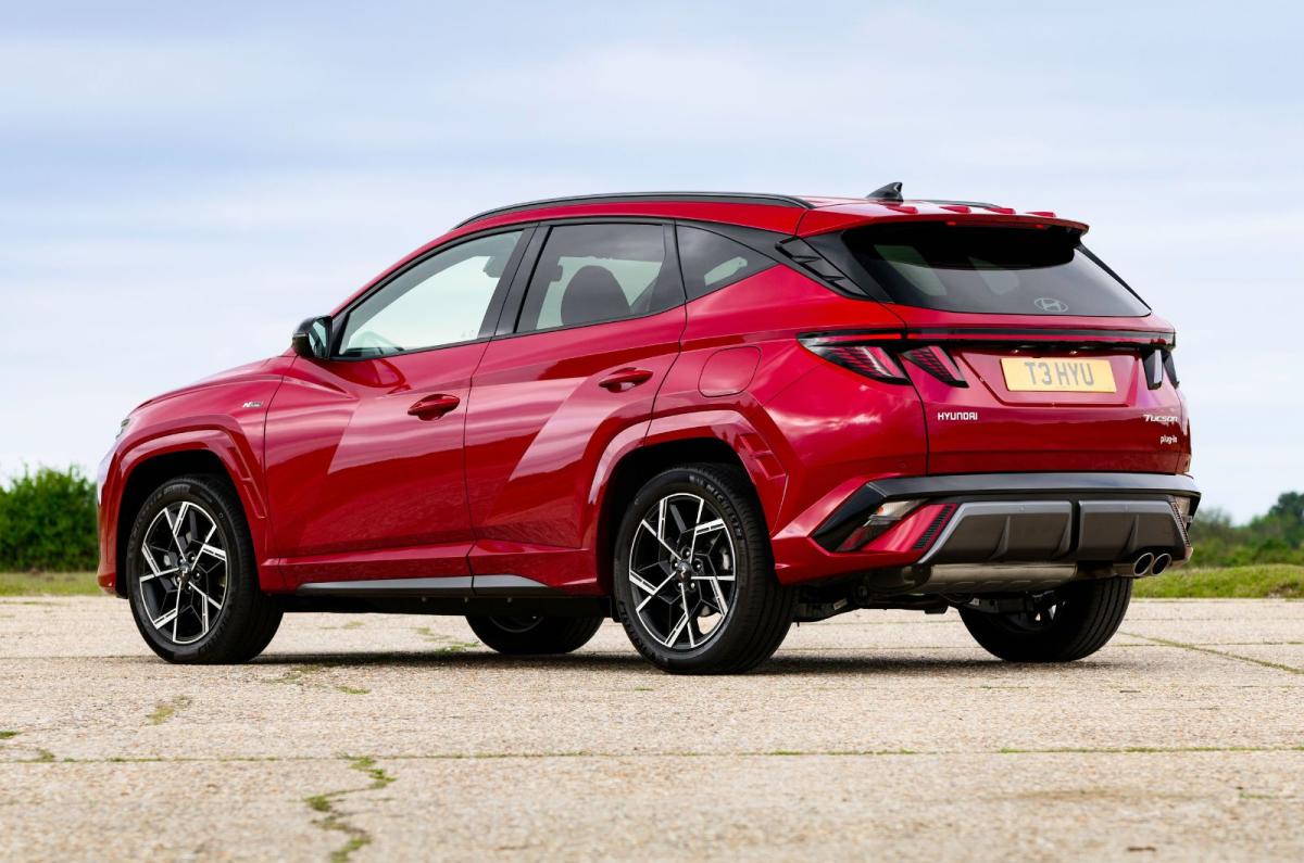 Hyundai Tucson exterior still rear