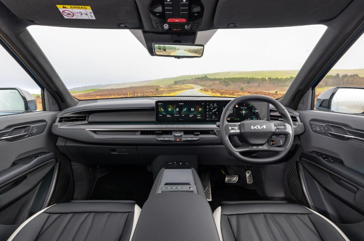 Kia EV9 dashboard