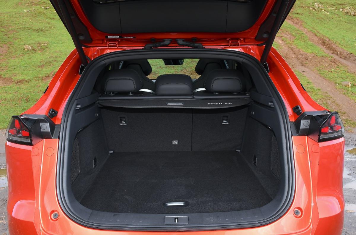 Changan Deepal S07 boot