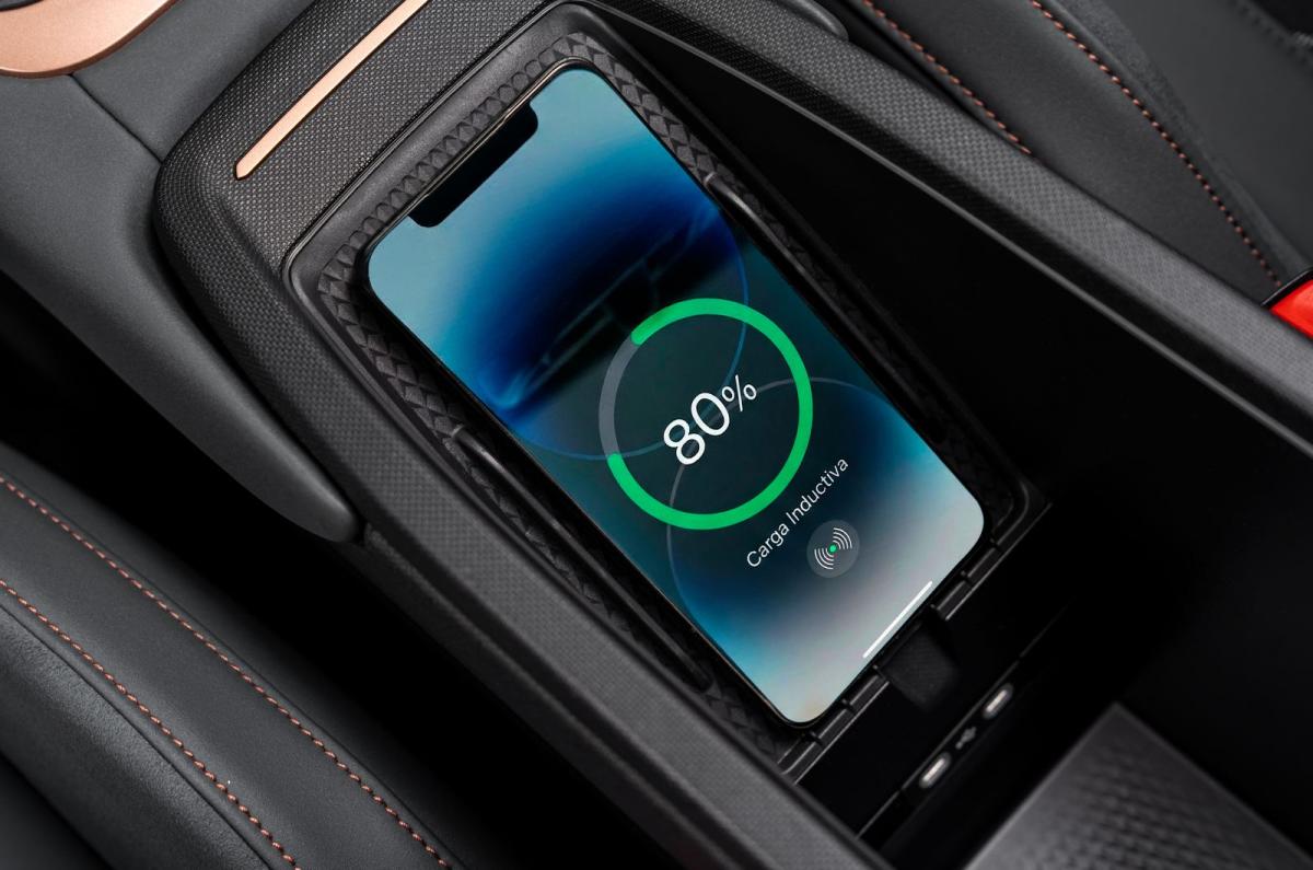 Cupra Born interior details