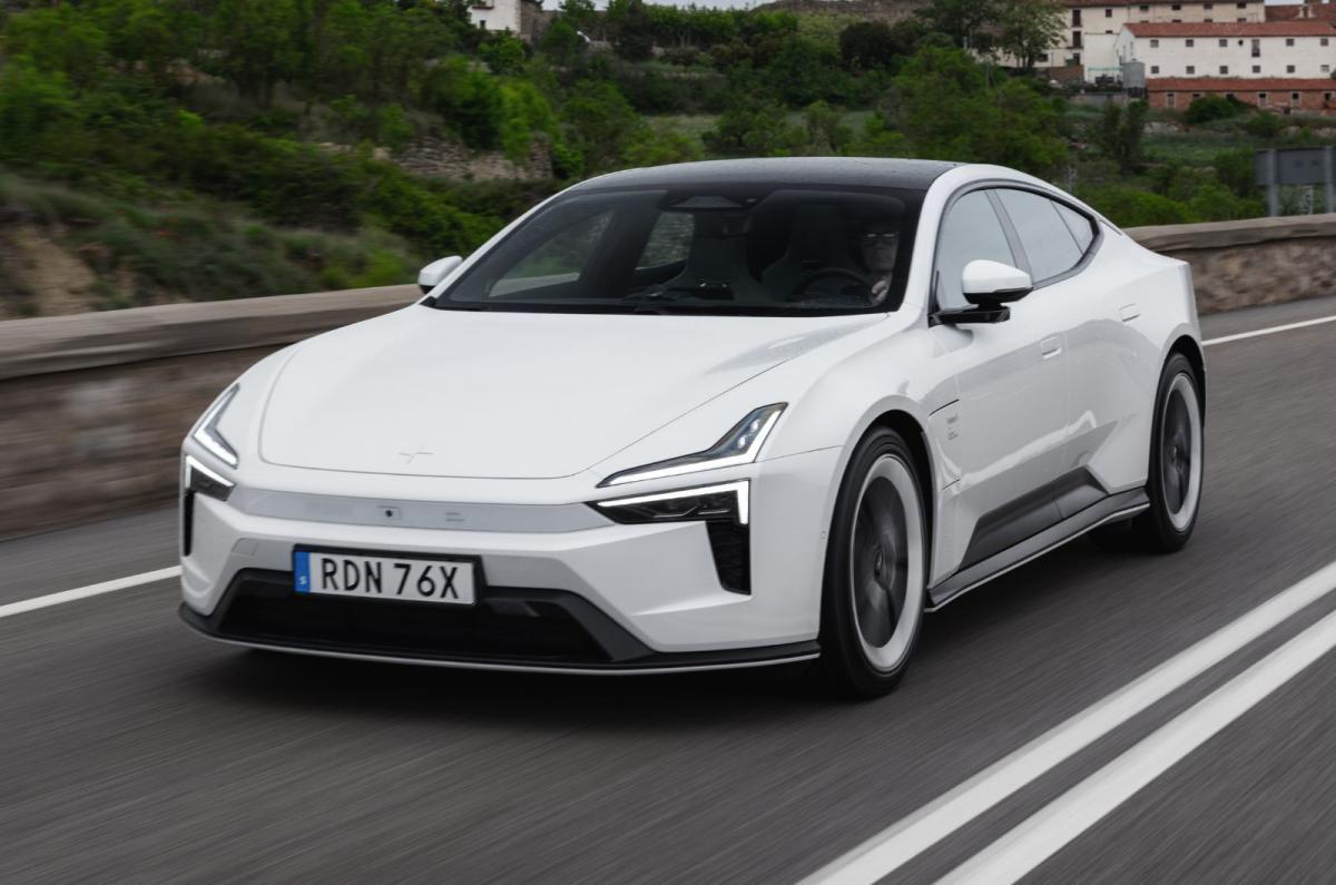 Polestar 5 front dynamic