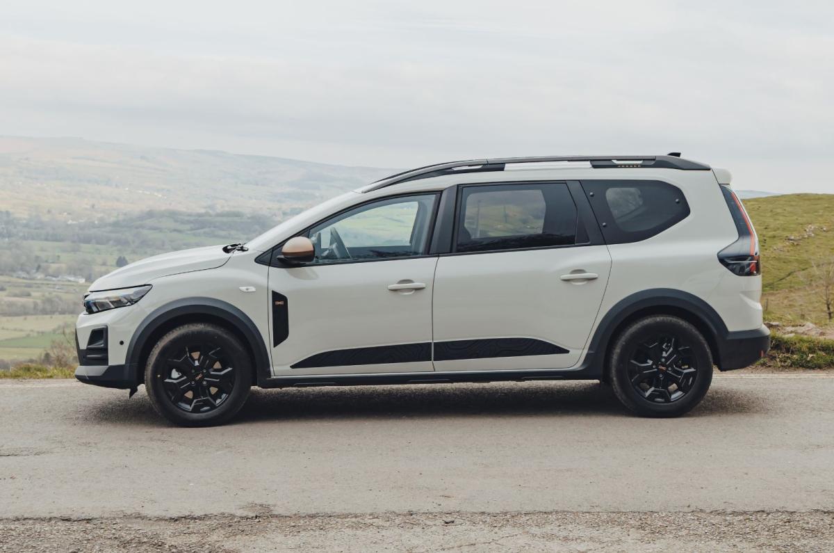 2026 Dacia Jogger exterior still 