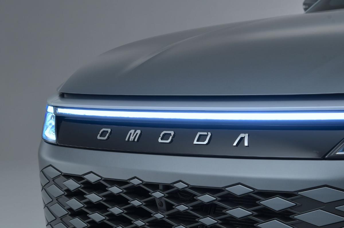 Omoda 9 exterior details
