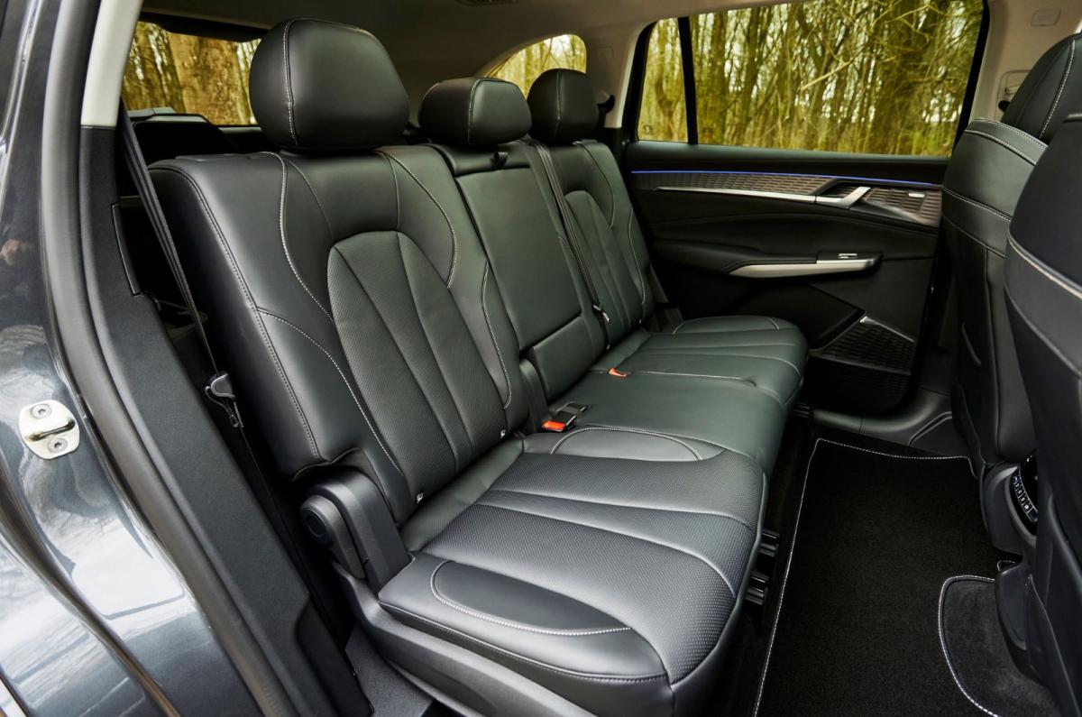 MG S9 PHEV interior