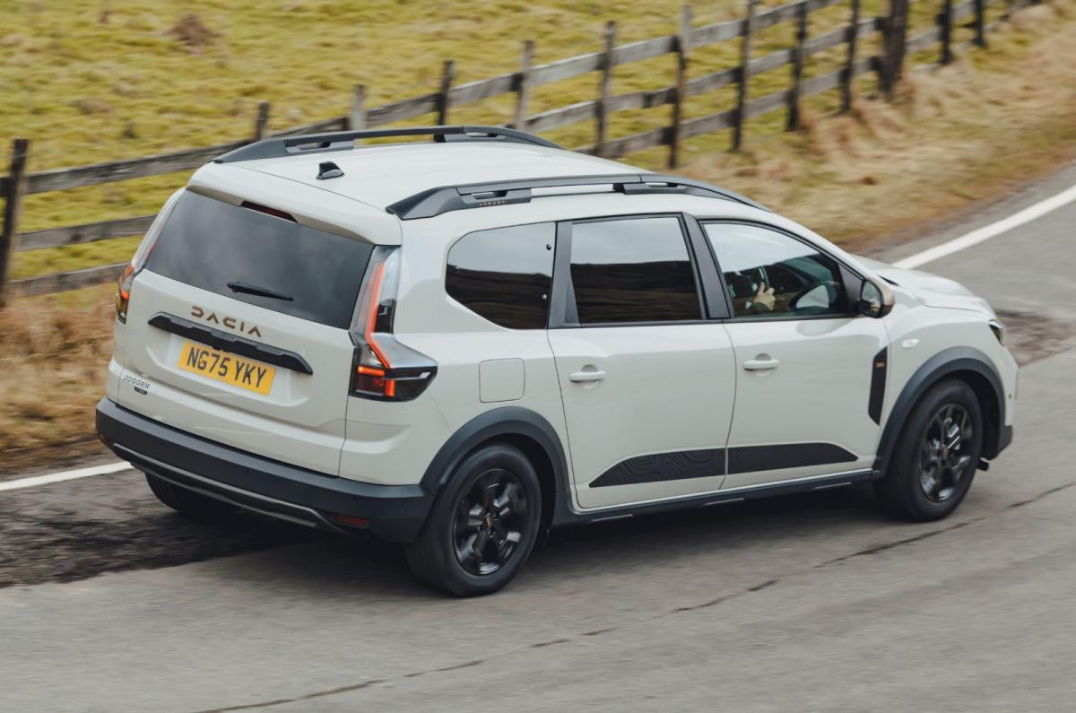 2026 Dacia Jogger rear dynamic