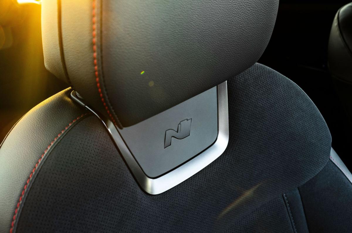 Hyundai Tucson interior details