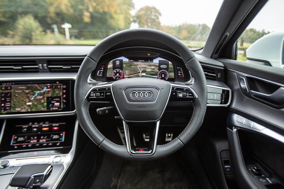 Used Audi A6 Avant 2018-present dashboard