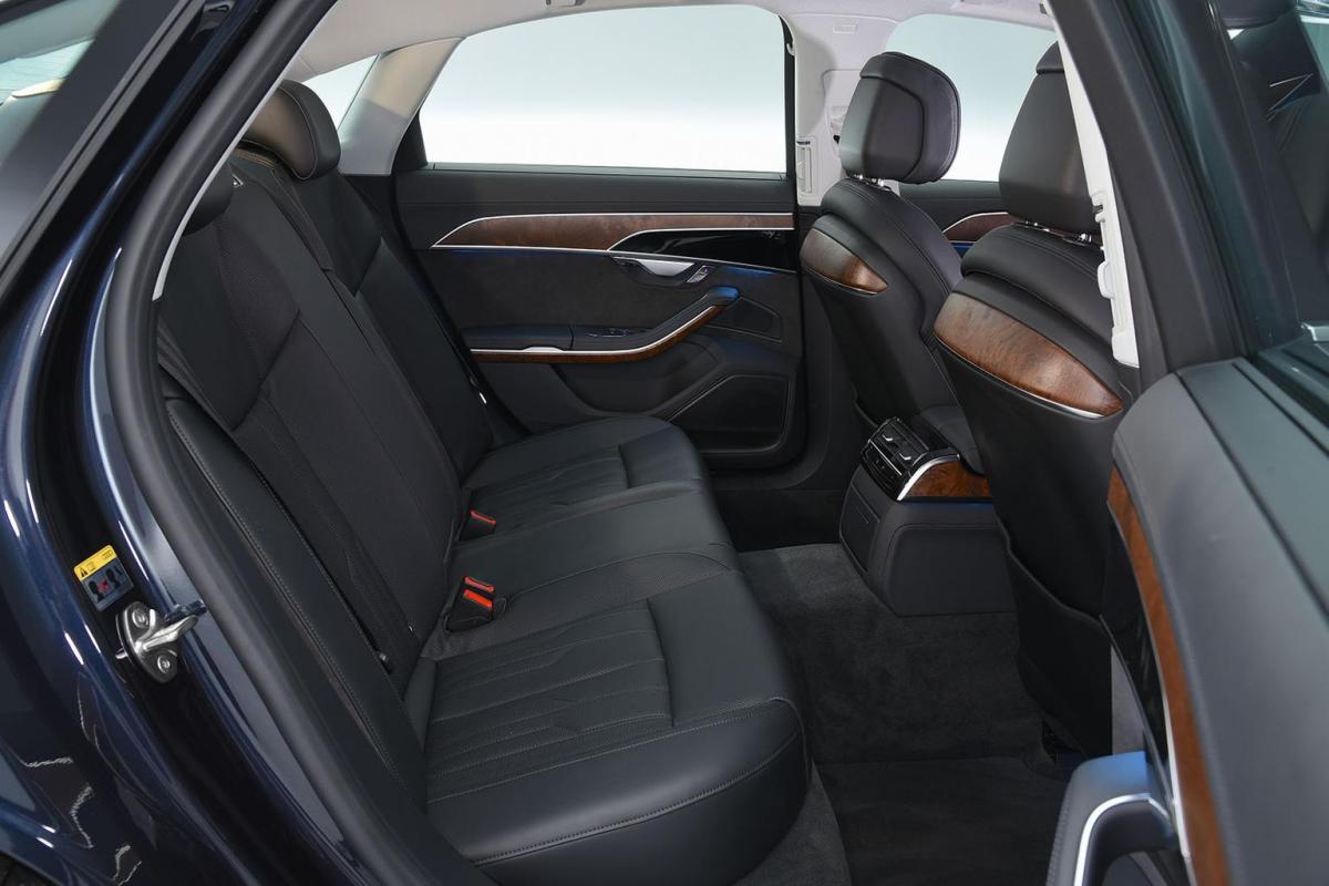 Used Audi A8 2017-present rear seats