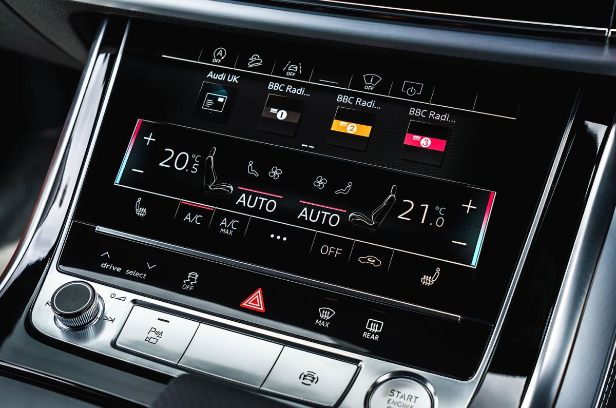 Used Audi Q8 2018-2024 infotainment