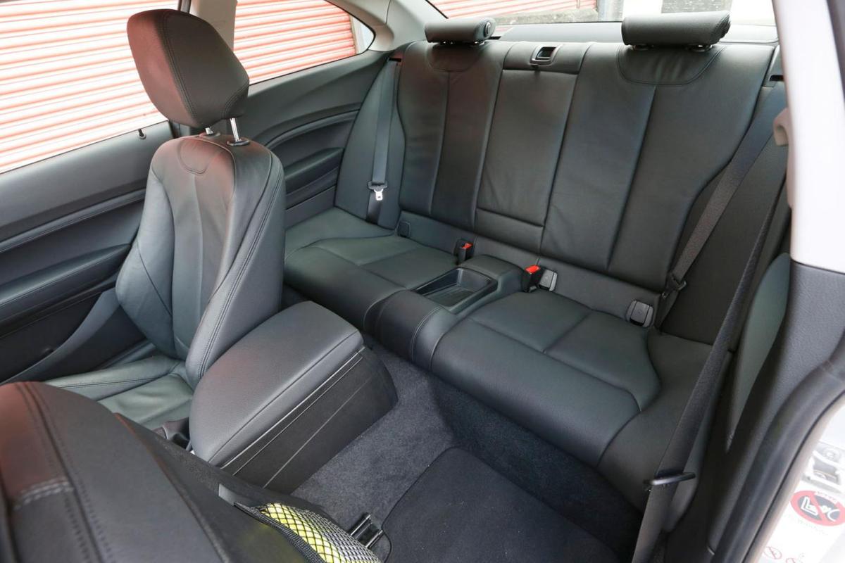 Used BMW 2 Series Coupe 14-21 rear seats