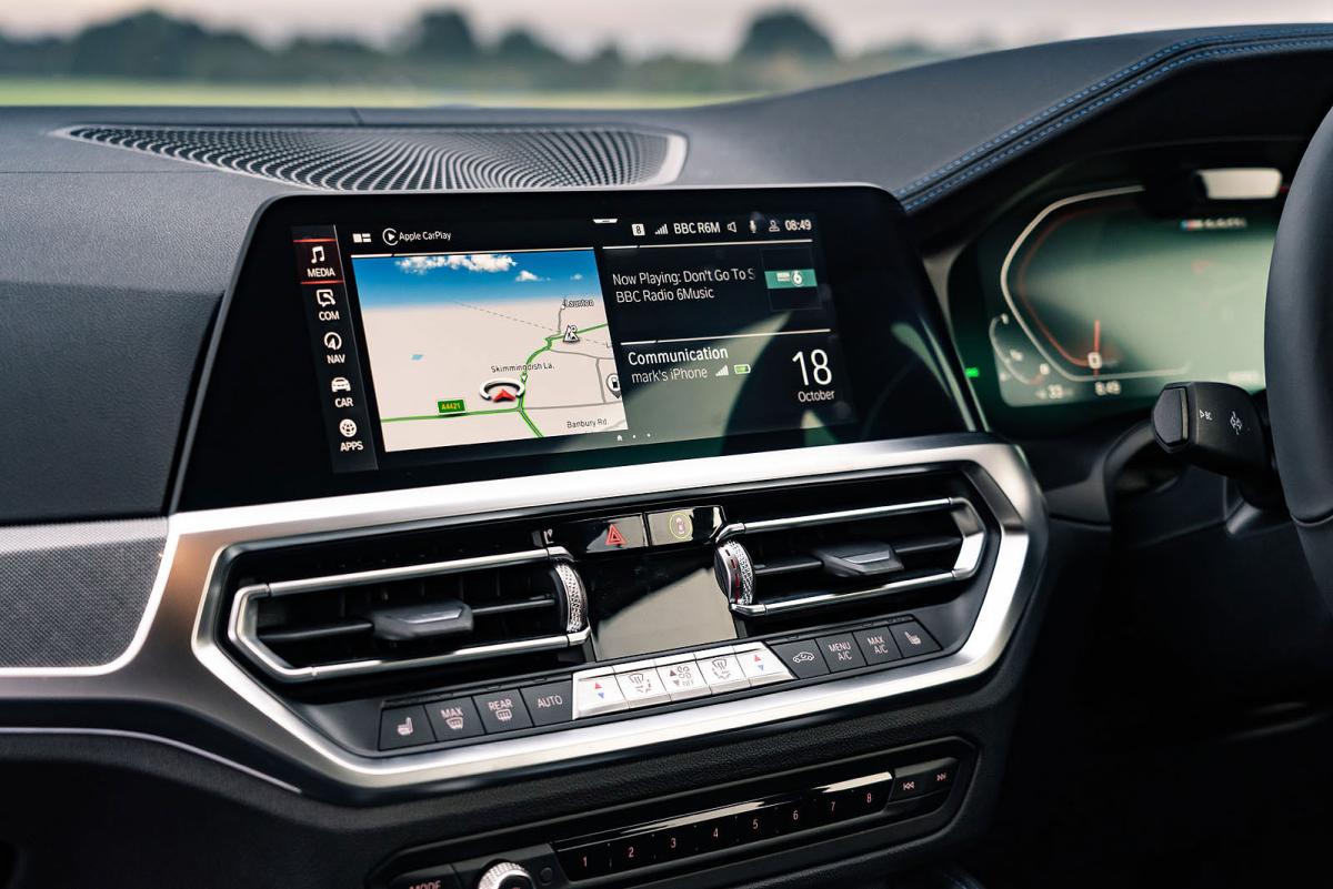 Used BMW 4 Series 2021-present infotainment