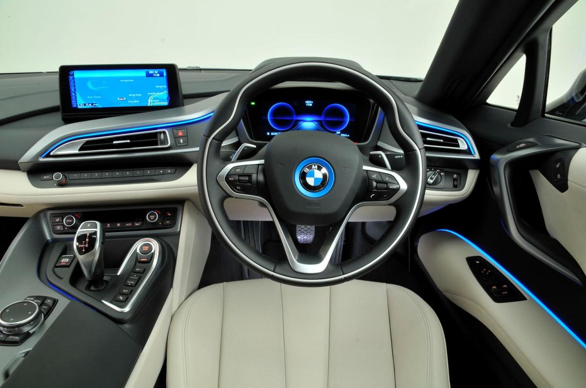 Used BMW i8 Coupe 2014-2020 dash