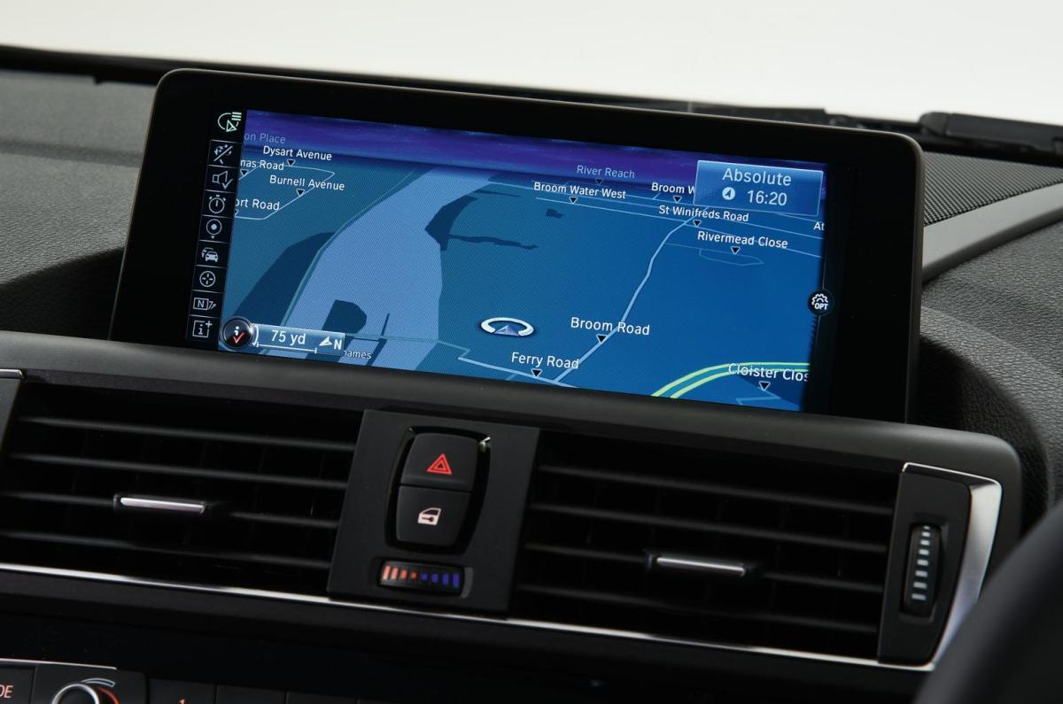Used BMW M140i 2016-2019 infotainment