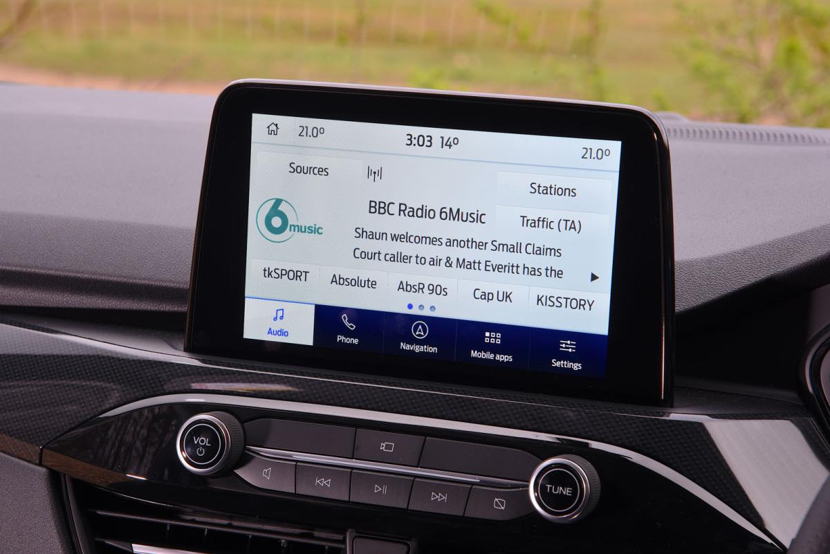 Used Ford Kuga 2020-present infotainment