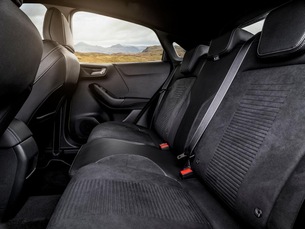 Ford Puma ST 2022 interior rear seats