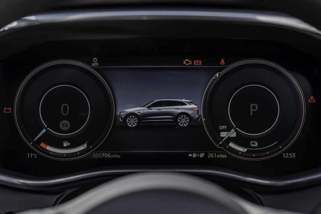 Used Jaguar F-Pace 2016-2024 driver display