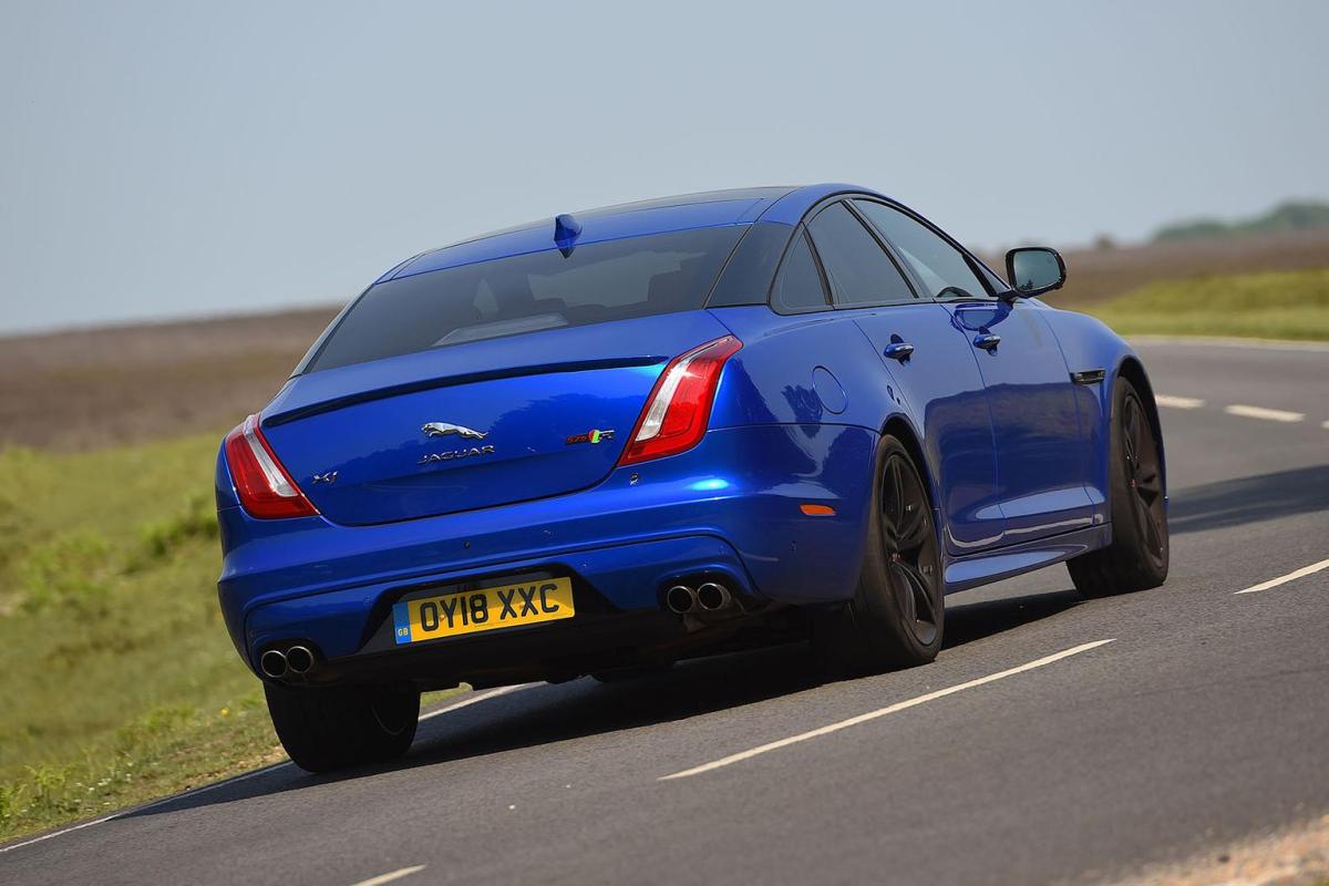Used Jaguar XJ 2011-2019 rear cornering