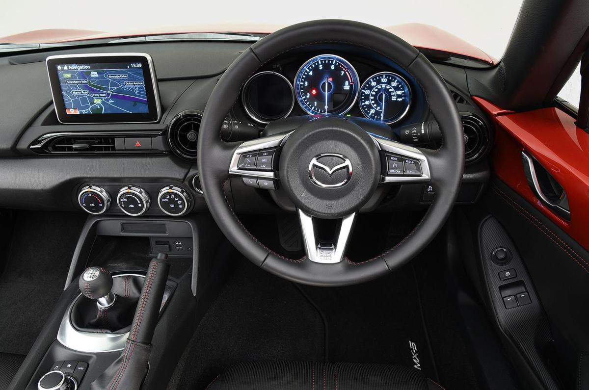 Used Mazda MX-5 2015-present interior