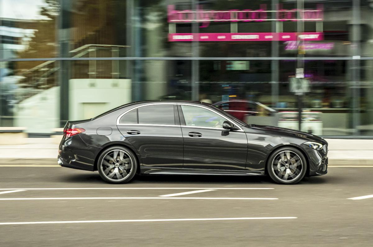 Used Mercedes C-Class 2021-present side driving