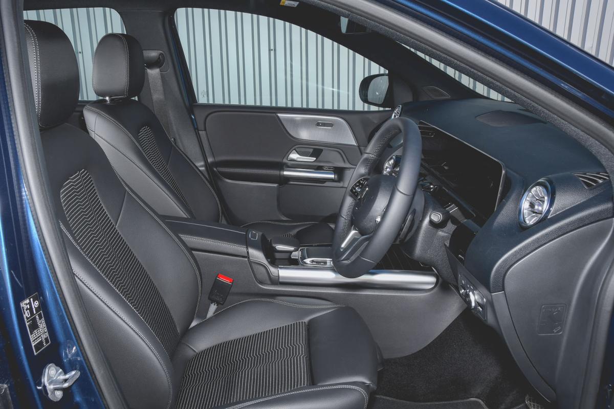 Used Mercedes-Benz B-Class 2019-present front seats